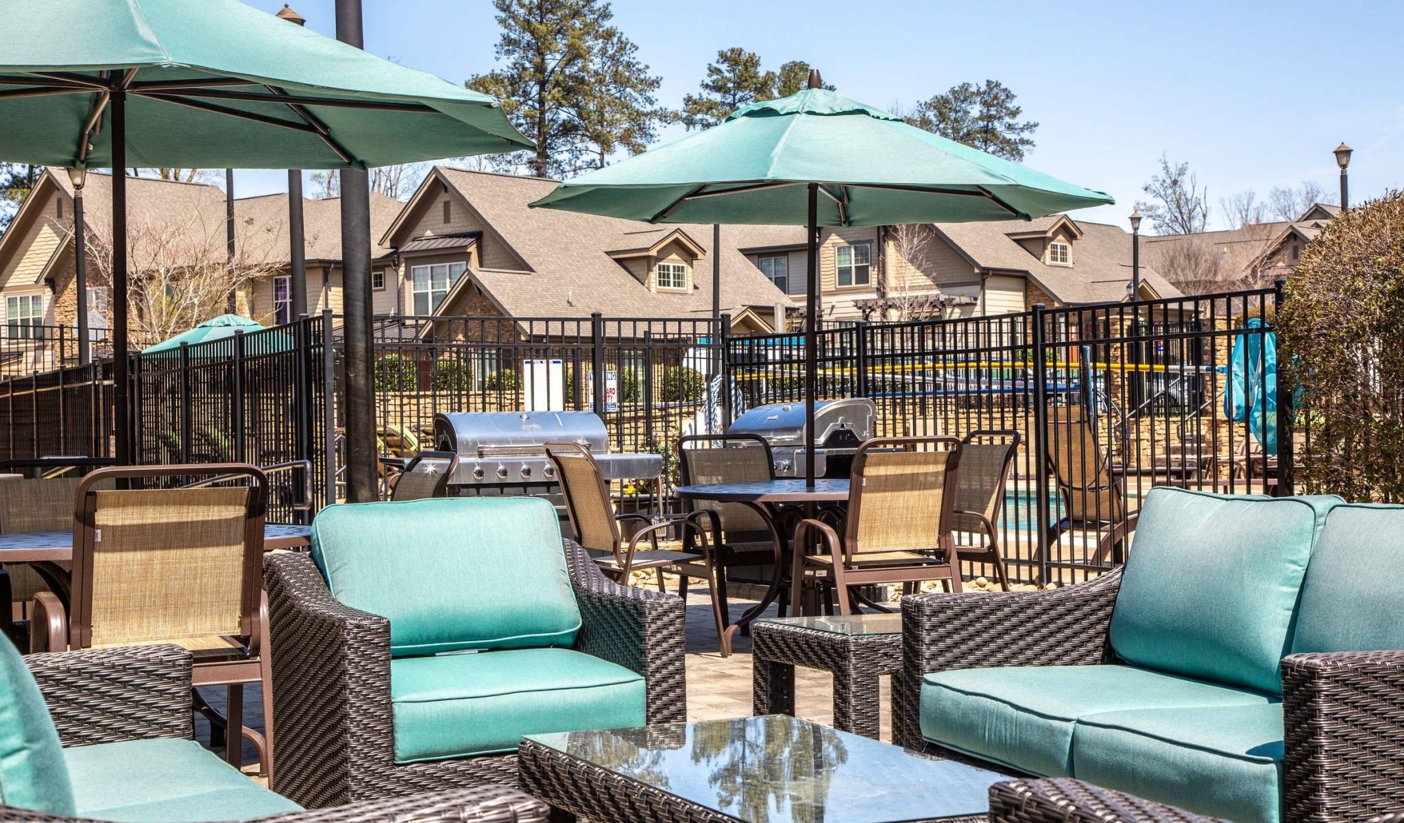The Townhomes at Chapel Watch Village grill stations and picnic area